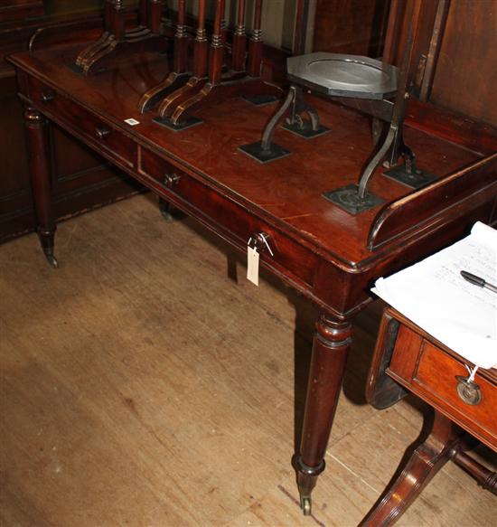 Victorian mahogany  tray top side table